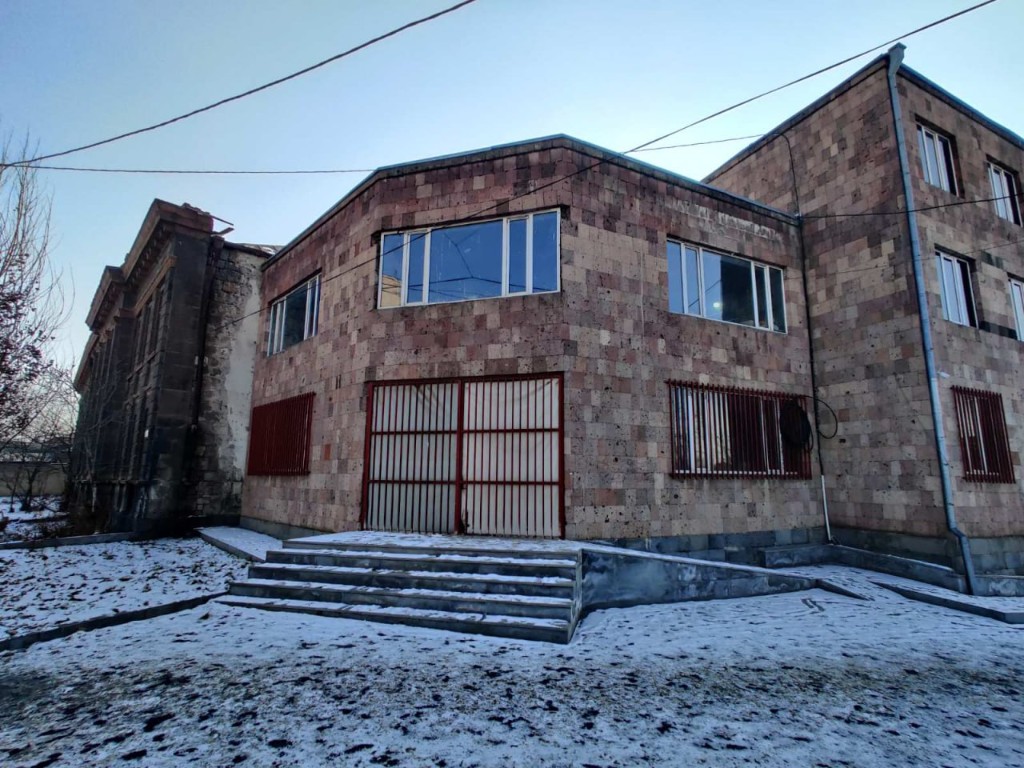 Office building reconstruction — Before