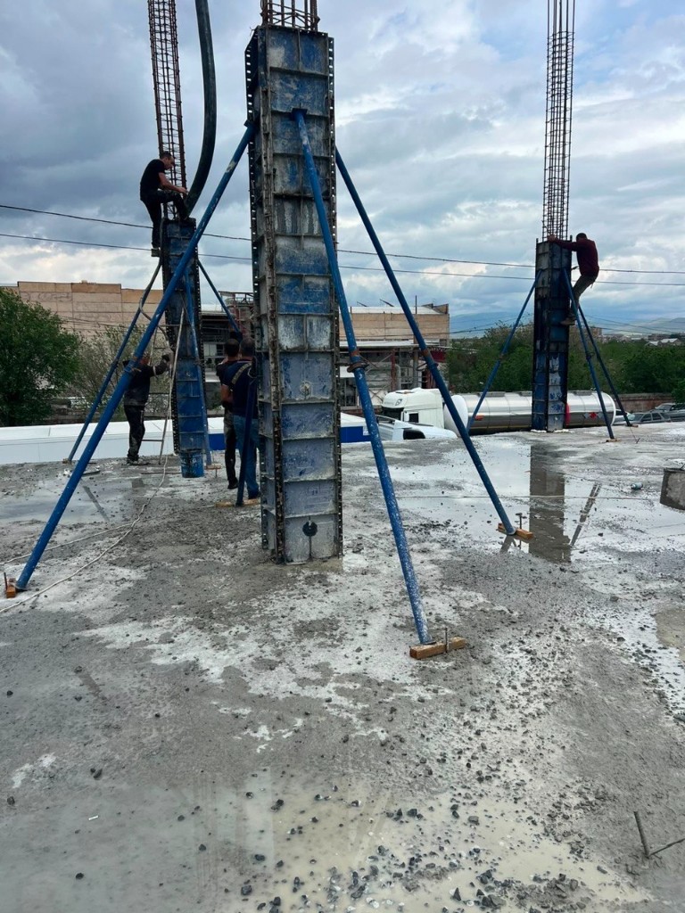 Construction process, Elsa electronics store