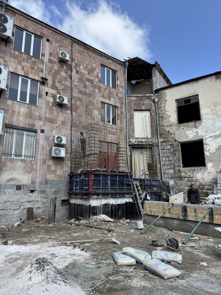 Construction process, Z. Kanakertsi 50