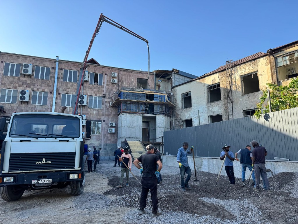 Construction process, Z. Kanakertsi 50