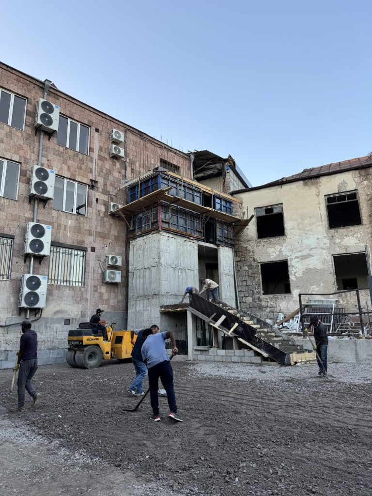 Construction process, Z. Kanakertsi 50