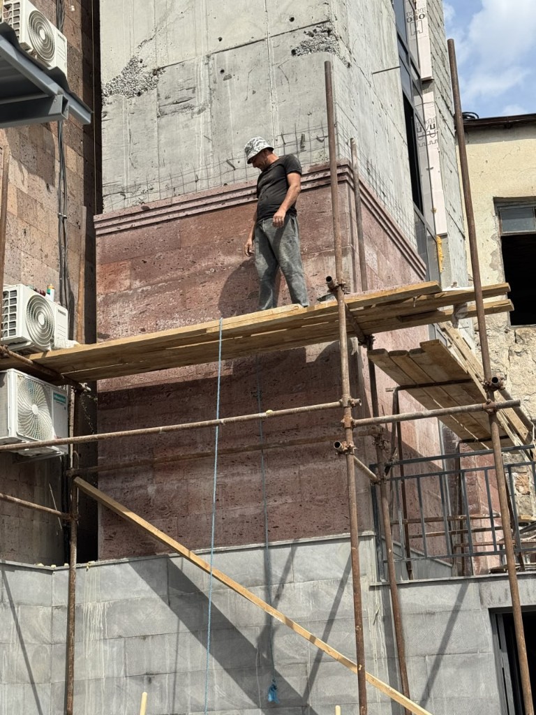 Construction process, Z. Kanakertsi 50